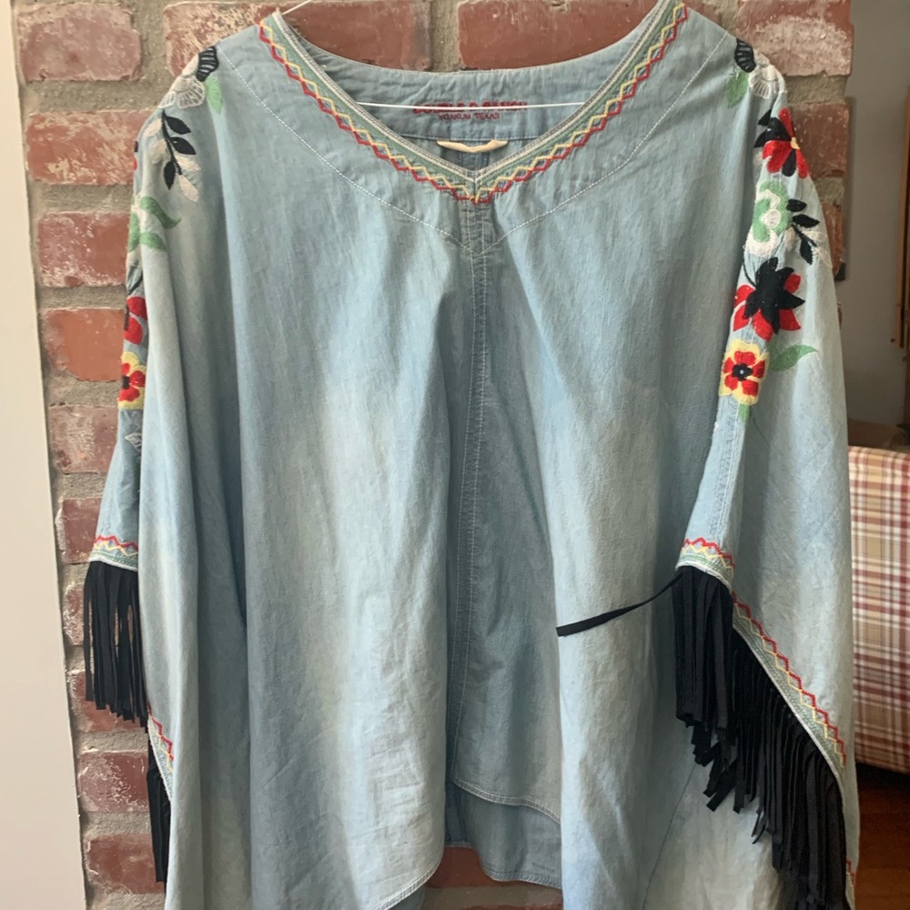 Double D Poncho